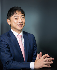 阪根 信一