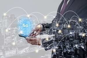 “IoTの進展を支えるインフラ:通信ネットワーク、5G、クラウド