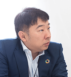 山地 克明