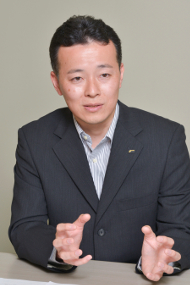 坂本 邦雄氏