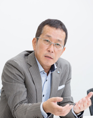 石原 秀男氏