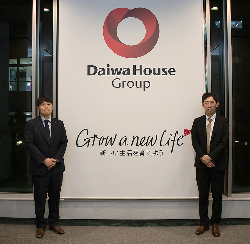 (写真左から)大和ハウス工業株式会社 芥田 貴之氏、株式会社メディアテック 中野 研氏
