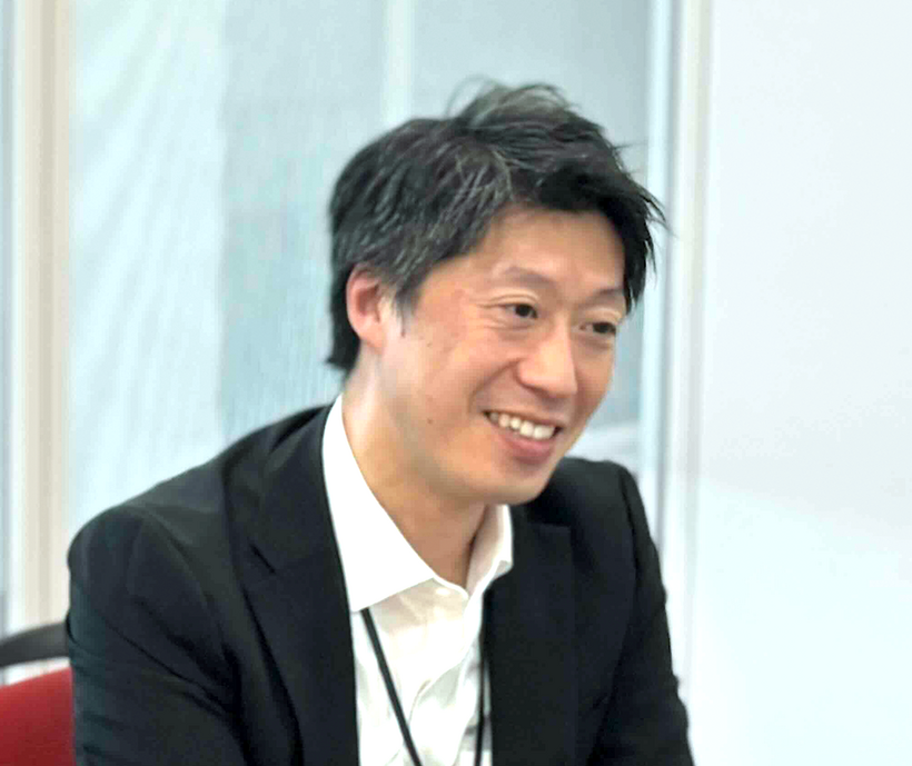 堀内氏