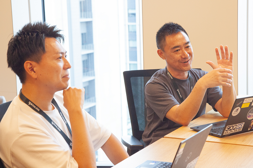 インタビュー中の様子