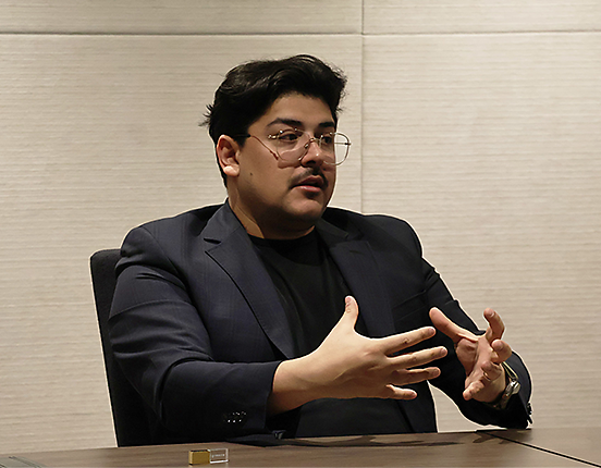 Liquid AI社　Ramin CEO