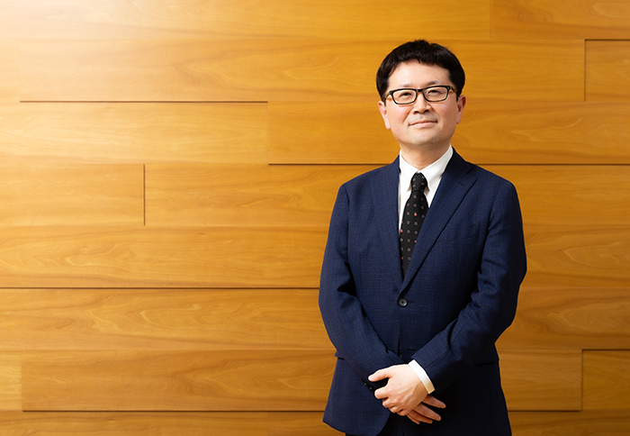 金岩 泰樹氏