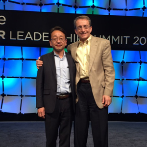 3月9日（水）「VMware Partner Leadership Summit」での表彰の様子