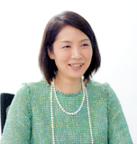 藤沢 久美 氏