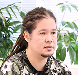 池上 ジョナサン 氏
